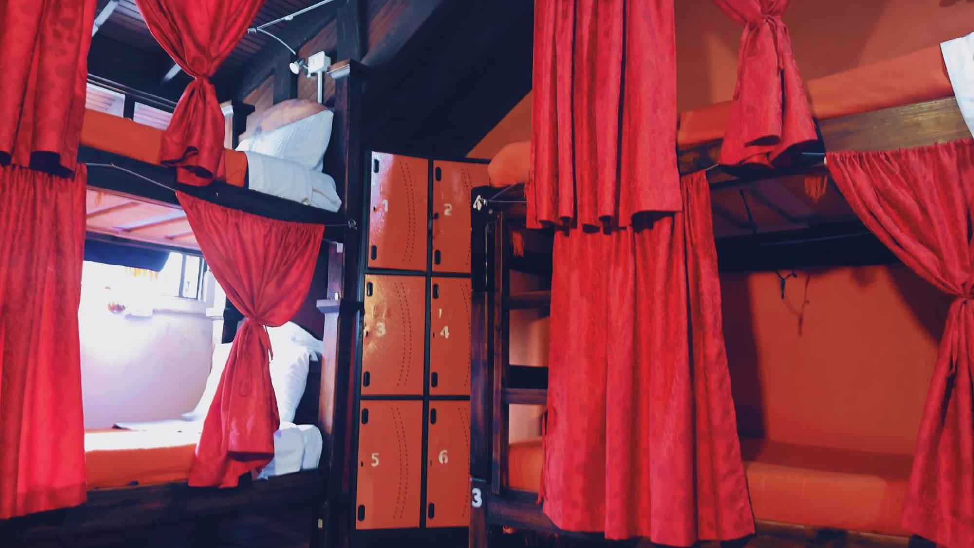 82Hostel ボゴタ エクステリア 写真